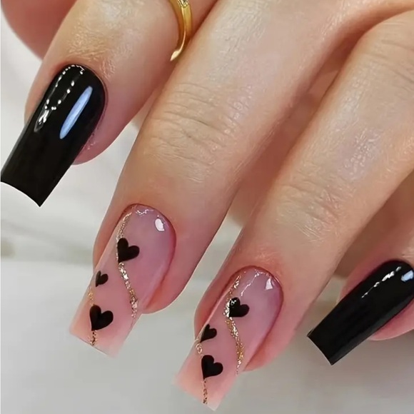 Nude Pink & Black Hearts Square Press On Nails - Picture 4 of 4